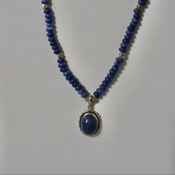 Lapis Lazuli and silver necklace - Picture 3 of 4